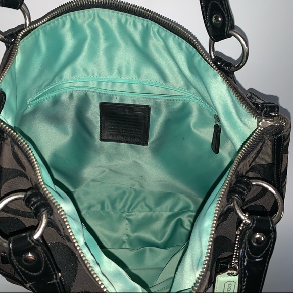 Women’s black coach purse bag - Picture 8 of 10